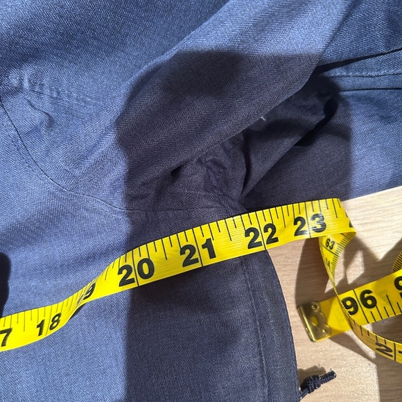 Columbia Women’s Navy Hooded Winter Jacket - Picture 5 of 5